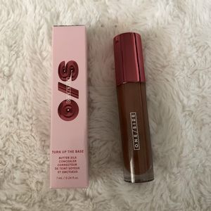 One Size Turn Up the Base Butter Silk Concealer in Shade Deep 4 N